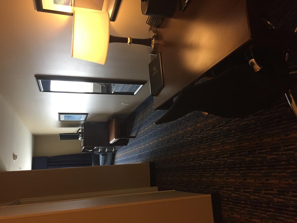 Grandstay Hotel & Suites Mount Horeb - Madison חדר תמונה