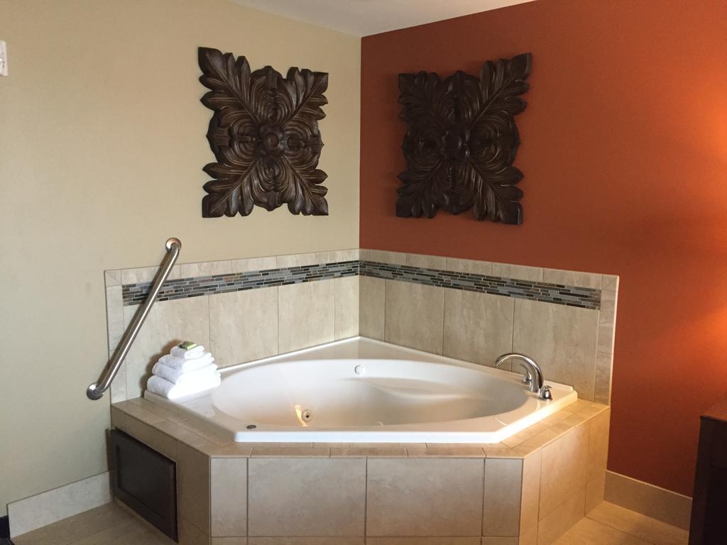 Grandstay Hotel & Suites Mount Horeb - Madison חדר תמונה