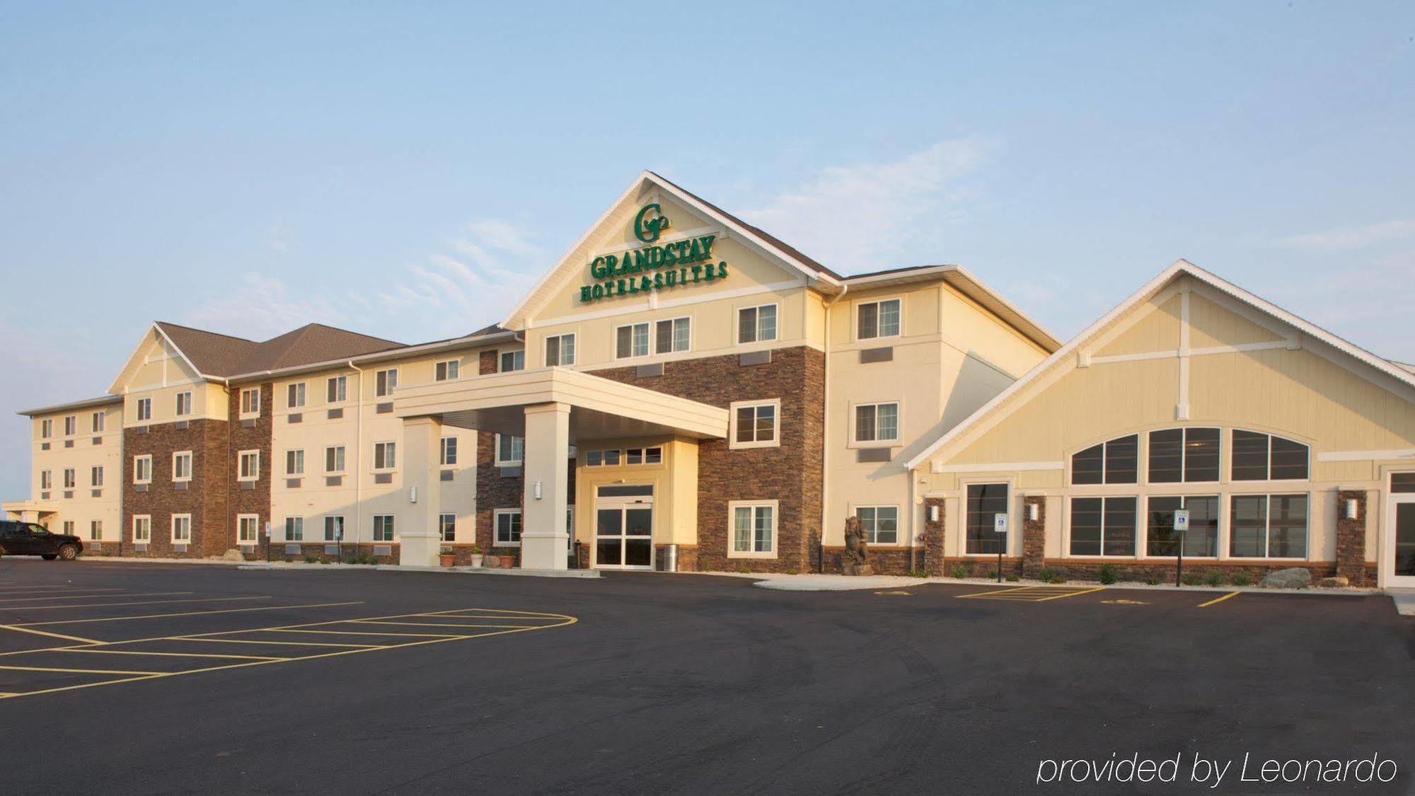 Grandstay Hotel & Suites Mount Horeb - Madison מראה חיצוני תמונה