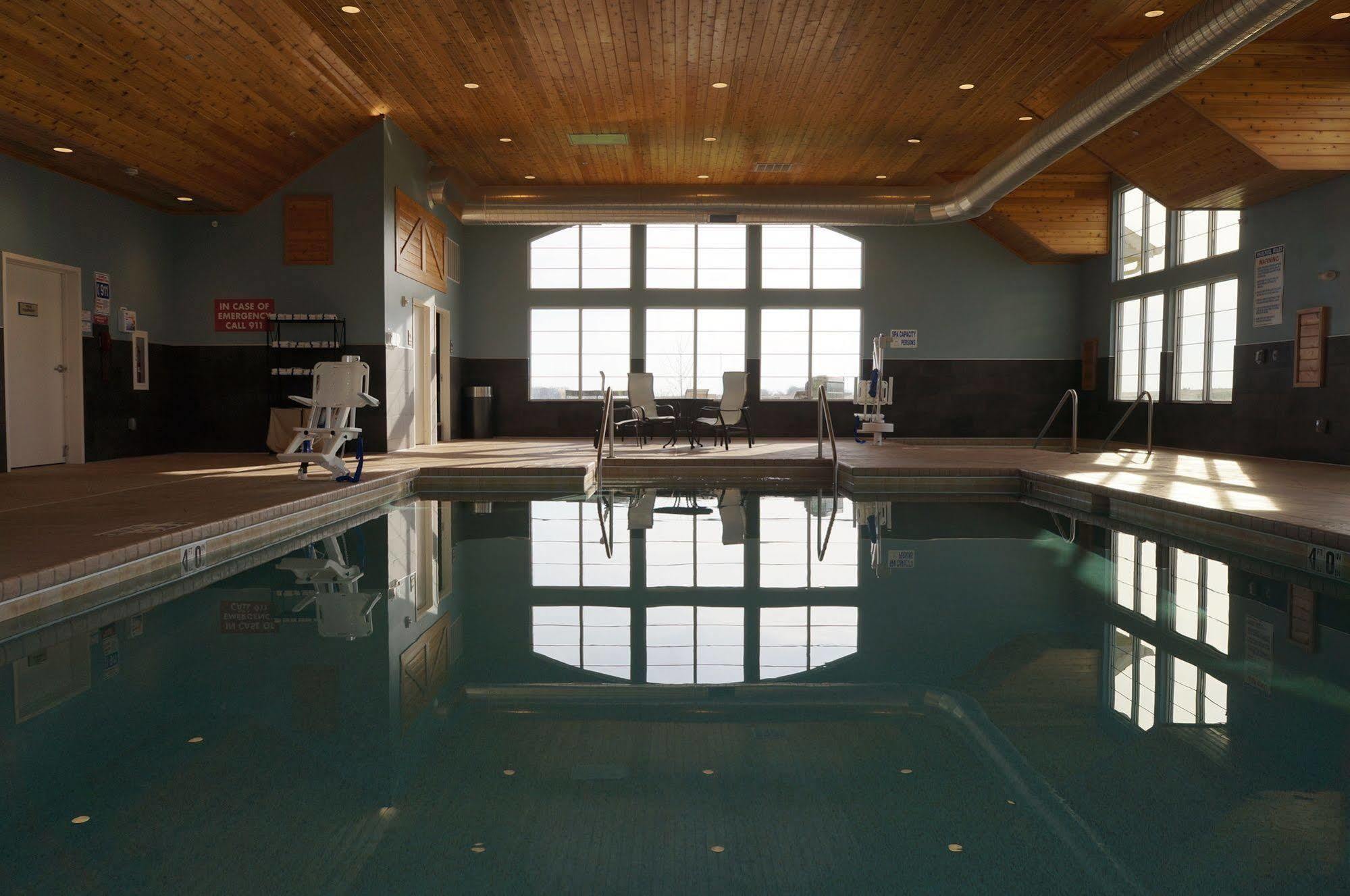 Grandstay Hotel & Suites Mount Horeb - Madison מראה חיצוני תמונה